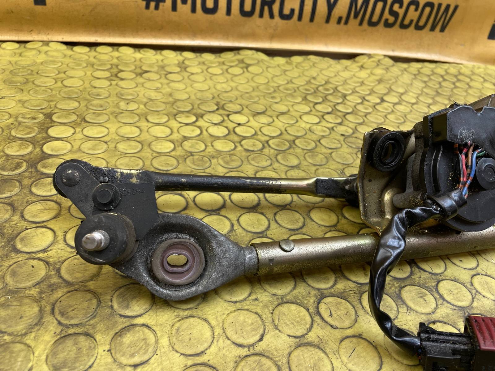 Трапеция стеклоочистителя 9-3 SERIES 2000 YS3D B205R Трапеция стеклоочистителя 9-3 SERIES 2000 YS3D B205R