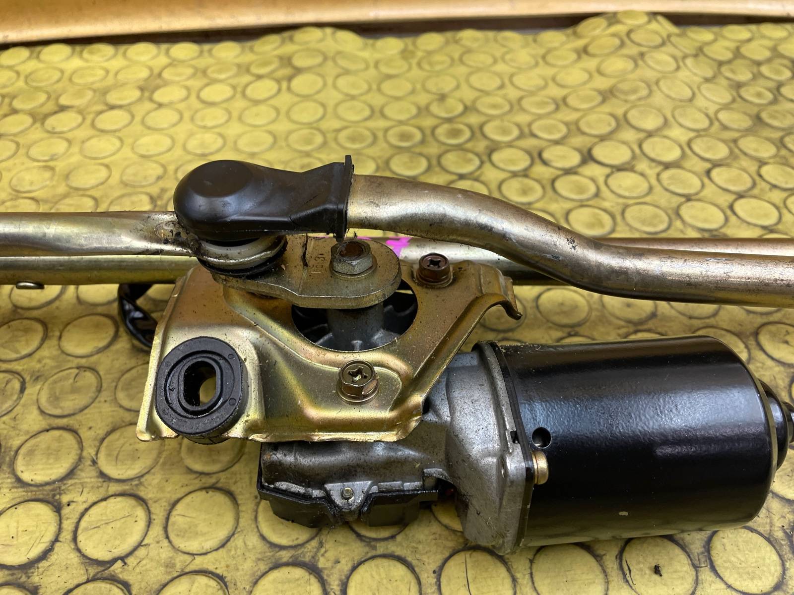 Трапеция стеклоочистителя 9-3 SERIES 2000 YS3D B205R Трапеция стеклоочистителя 9-3 SERIES 2000 YS3D B205R