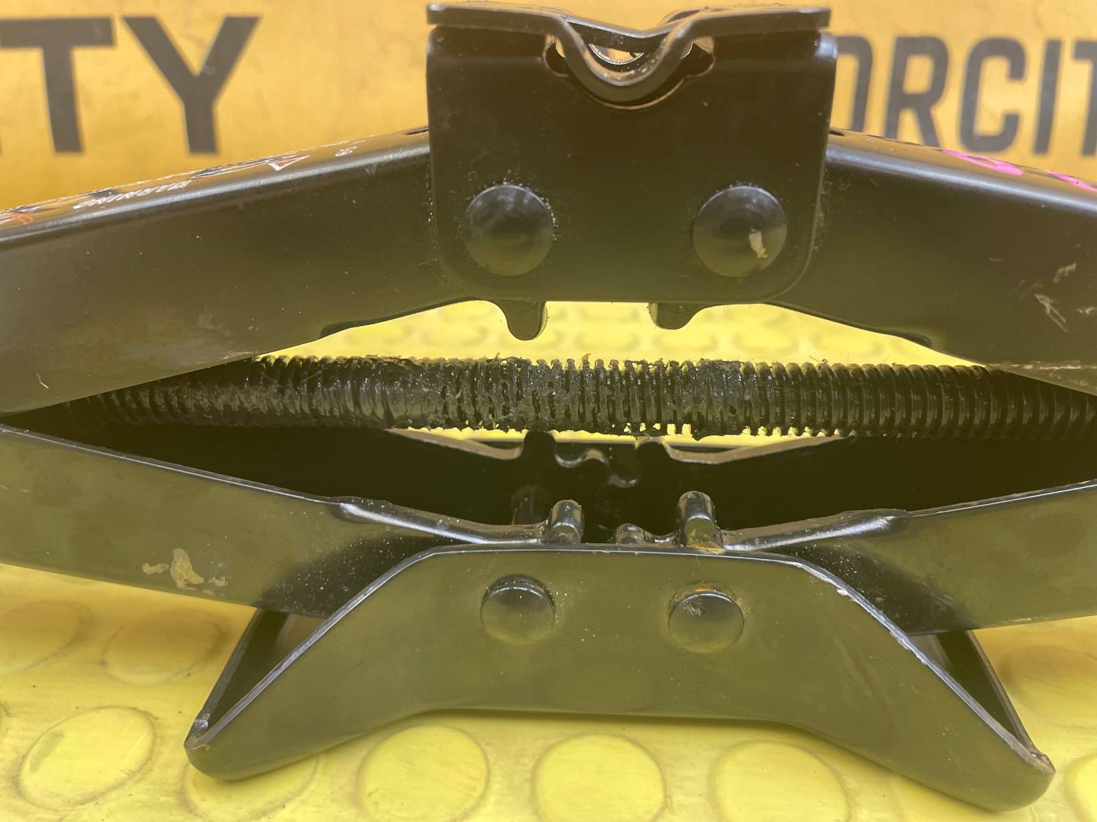 Домкрат 9-3 SERIES 2000 YS3D B205R