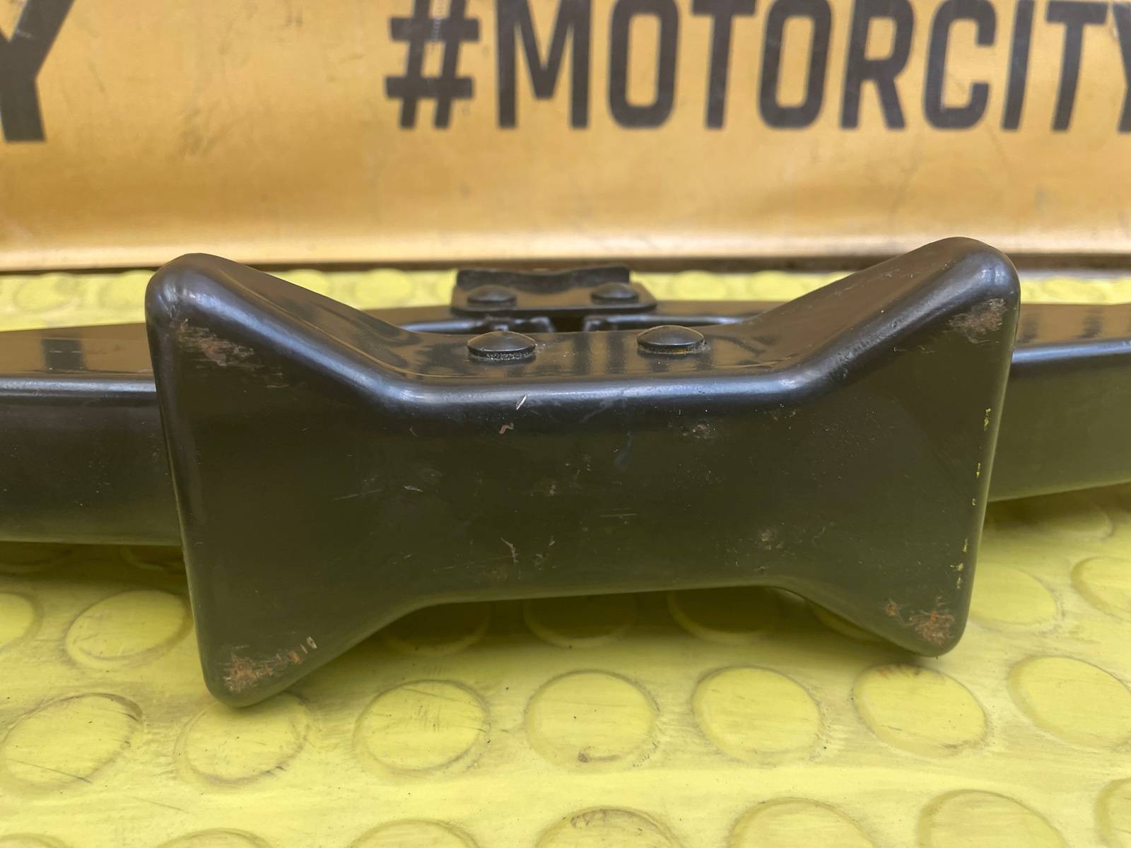 Домкрат 9-3 SERIES 2000 YS3D B205R