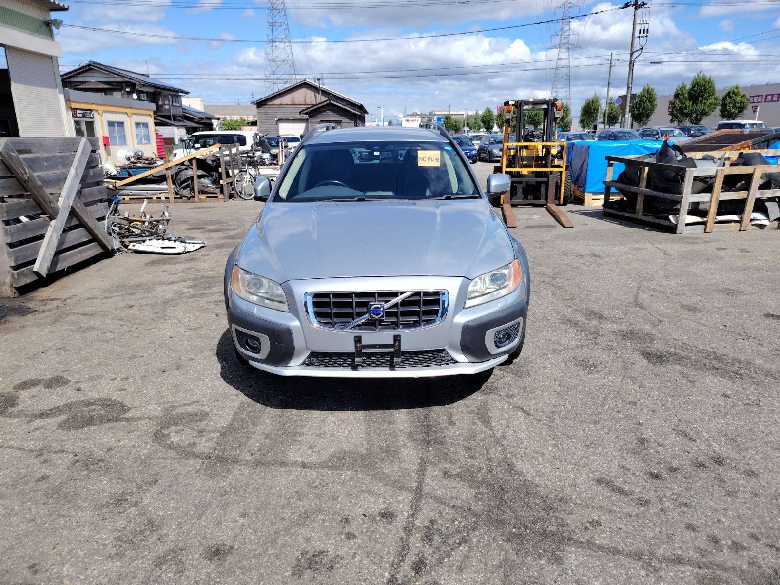 В разбор из Японии XC70 2008 B6324S 3.2