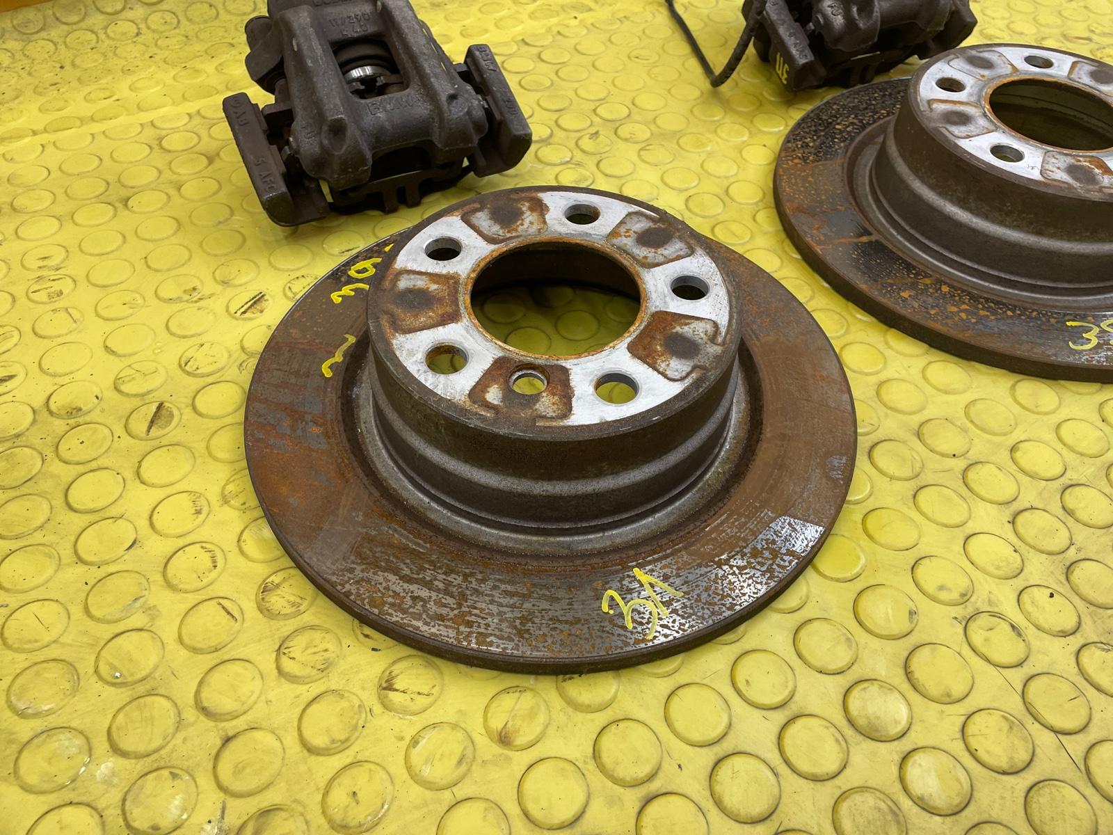 Тормозная система задняя BMW 116i F20 N13B16A 1.6 Тормозная система задняя BMW 116i F20 N13B16A 1.6