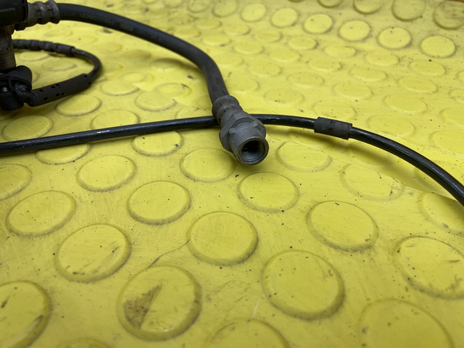 Тормозная система задняя 116i 2011 F20 N13B16A 1.6 Тормозная система задняя 116i 2011 F20 N13B16A 1.6