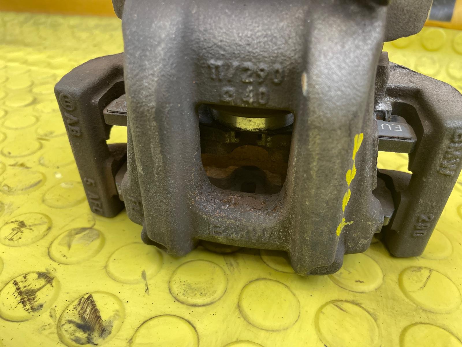 Тормозная система задняя 116i 2011 F20 N13B16A 1.6 Тормозная система задняя 116i 2011 F20 N13B16A 1.6