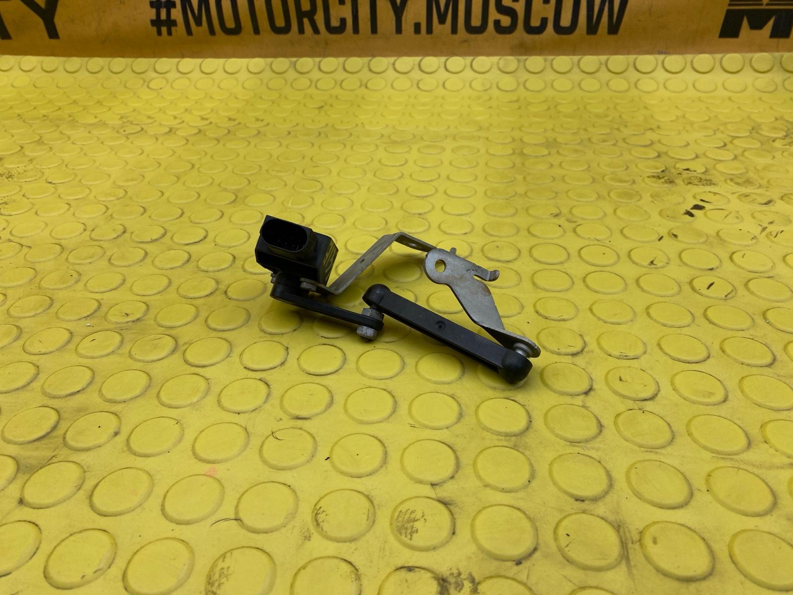 Запчасть датчик дорожного просвета передний левый BMW 116i 2011 F20 N13B16A 1.6 37146870000 контрактная Датчик дорожного просвета передний левый BMW 116i 2011 F20 N13B16A 1.6 37146870000 контрактная