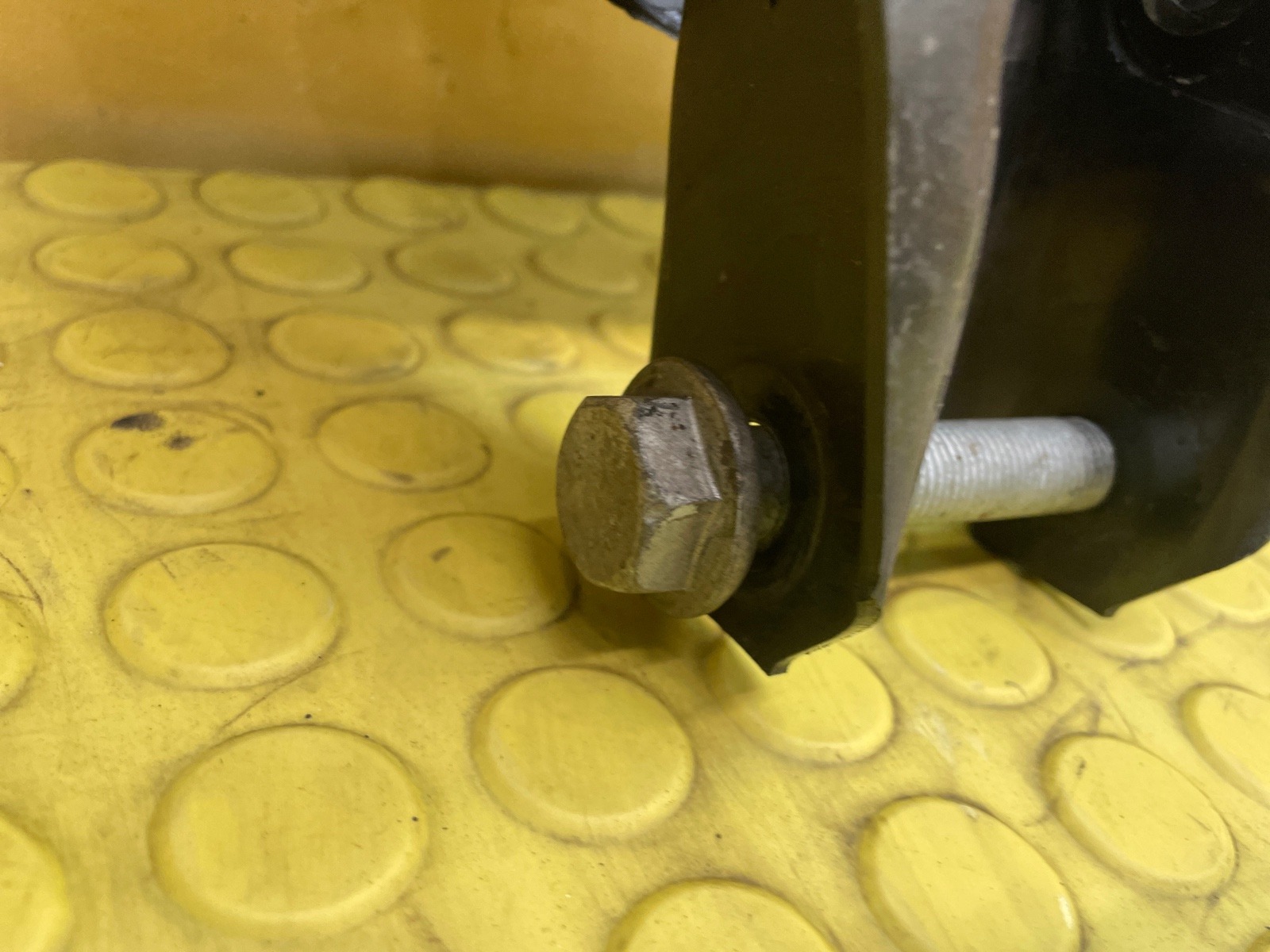 Рычаги задние 116i 2013 F20 N13B16A 1.6 Рычаги задние 116i 2013 F20 N13B16A 1.6