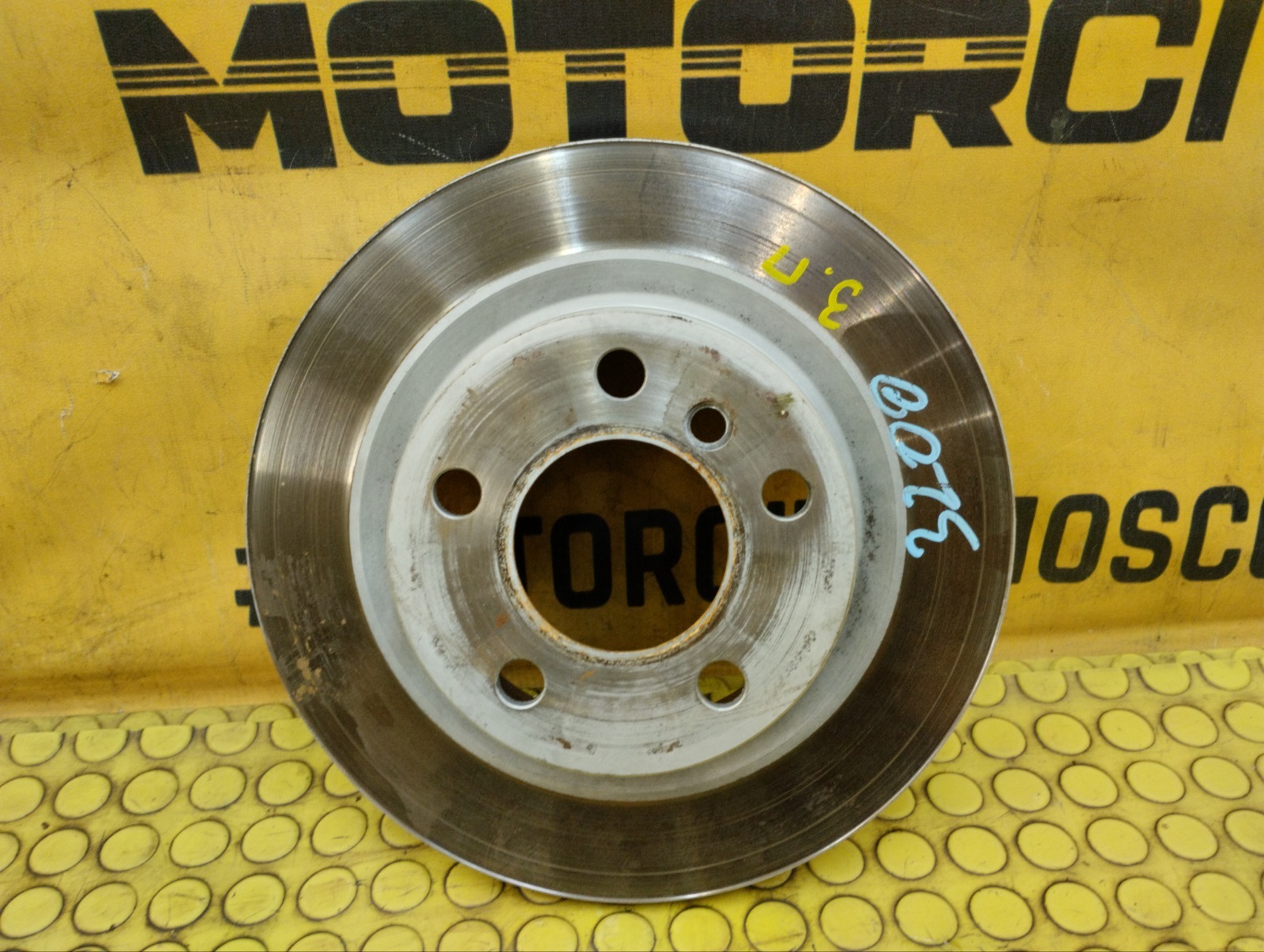 Тормозная система задняя 116i 2013 F20 N13B16A 1.6