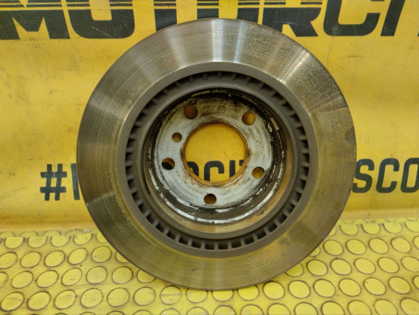 Тормозная система задняя 116i 2013 F20 N13B16A 1.6