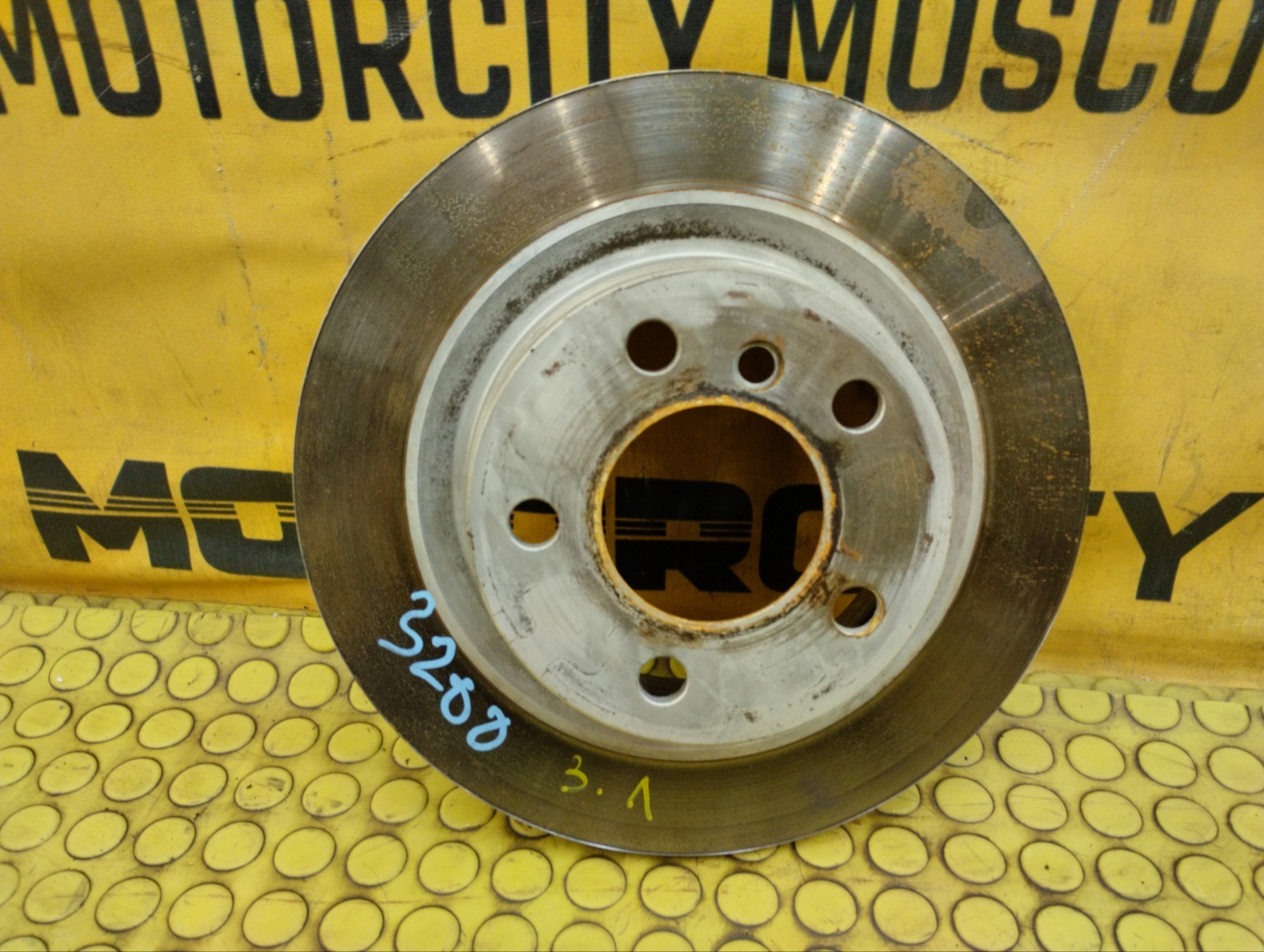 Тормозная система задняя 116i 2013 F20 N13B16A 1.6