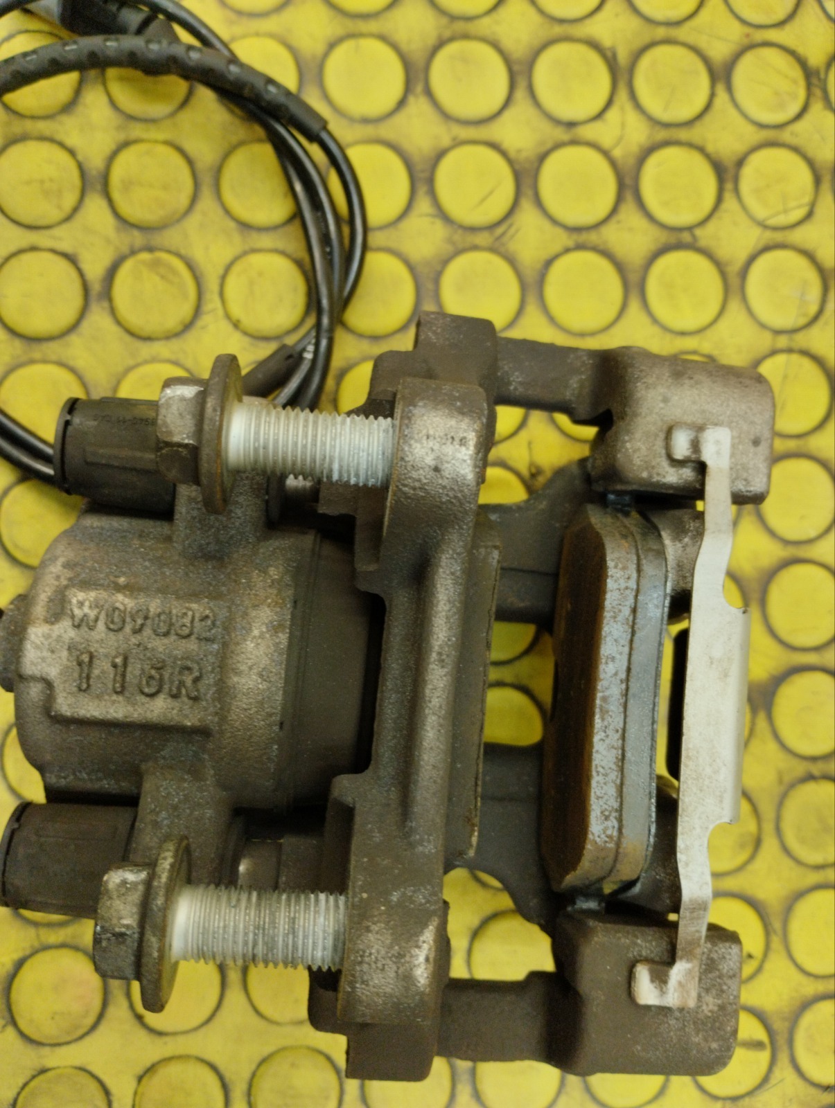 Тормозная система задняя 116i 2013 F20 N13B16A 1.6