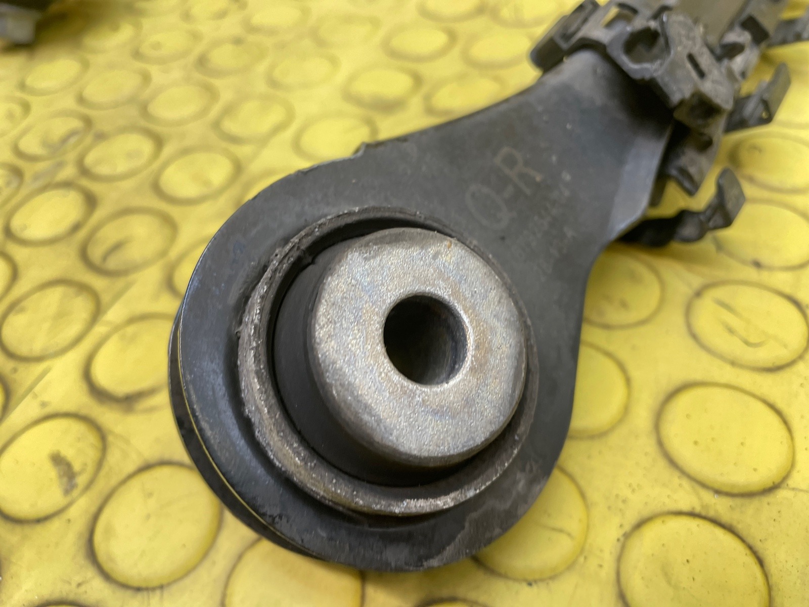 Рычаги задние 116i 2013 F20 N13B16A 1.6