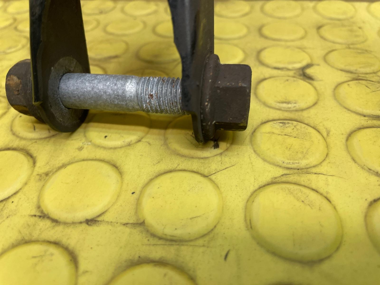 Рычаги задние 116i 2013 F20 N13B16A 1.6