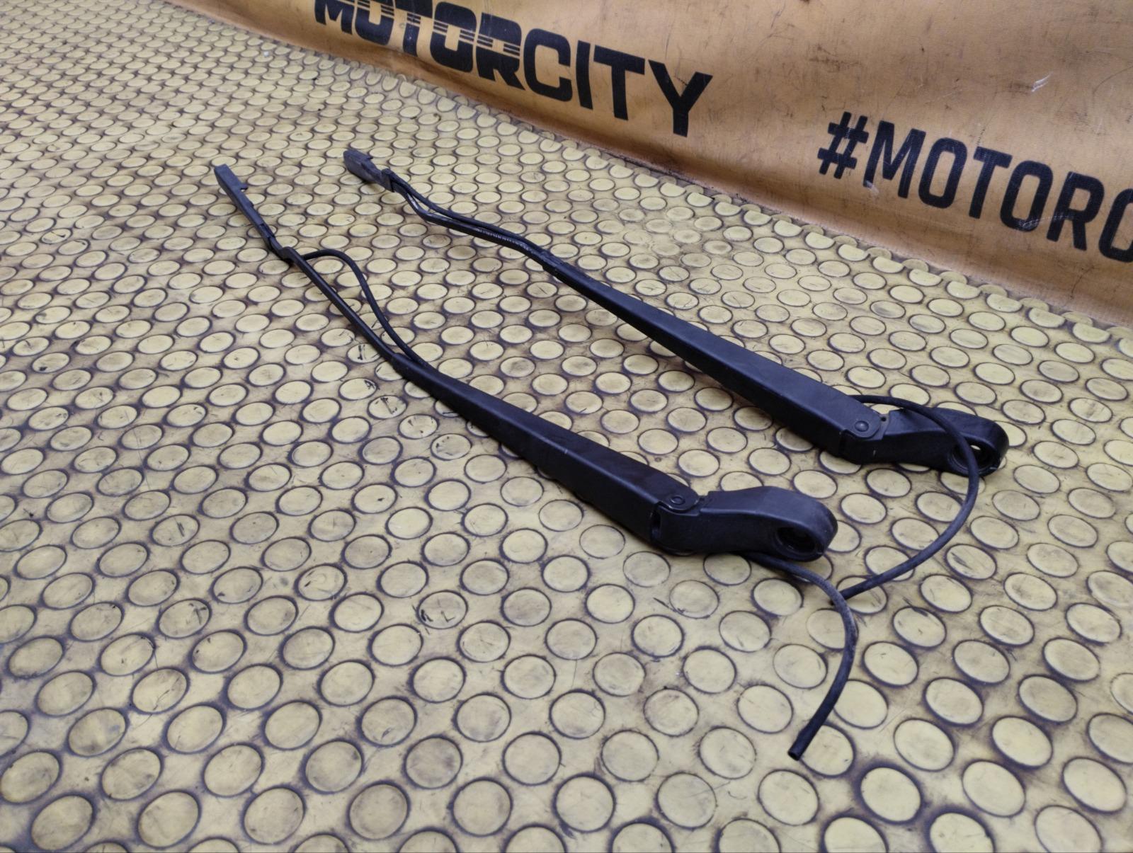 Поводки стеклоочистителя V-Class W639