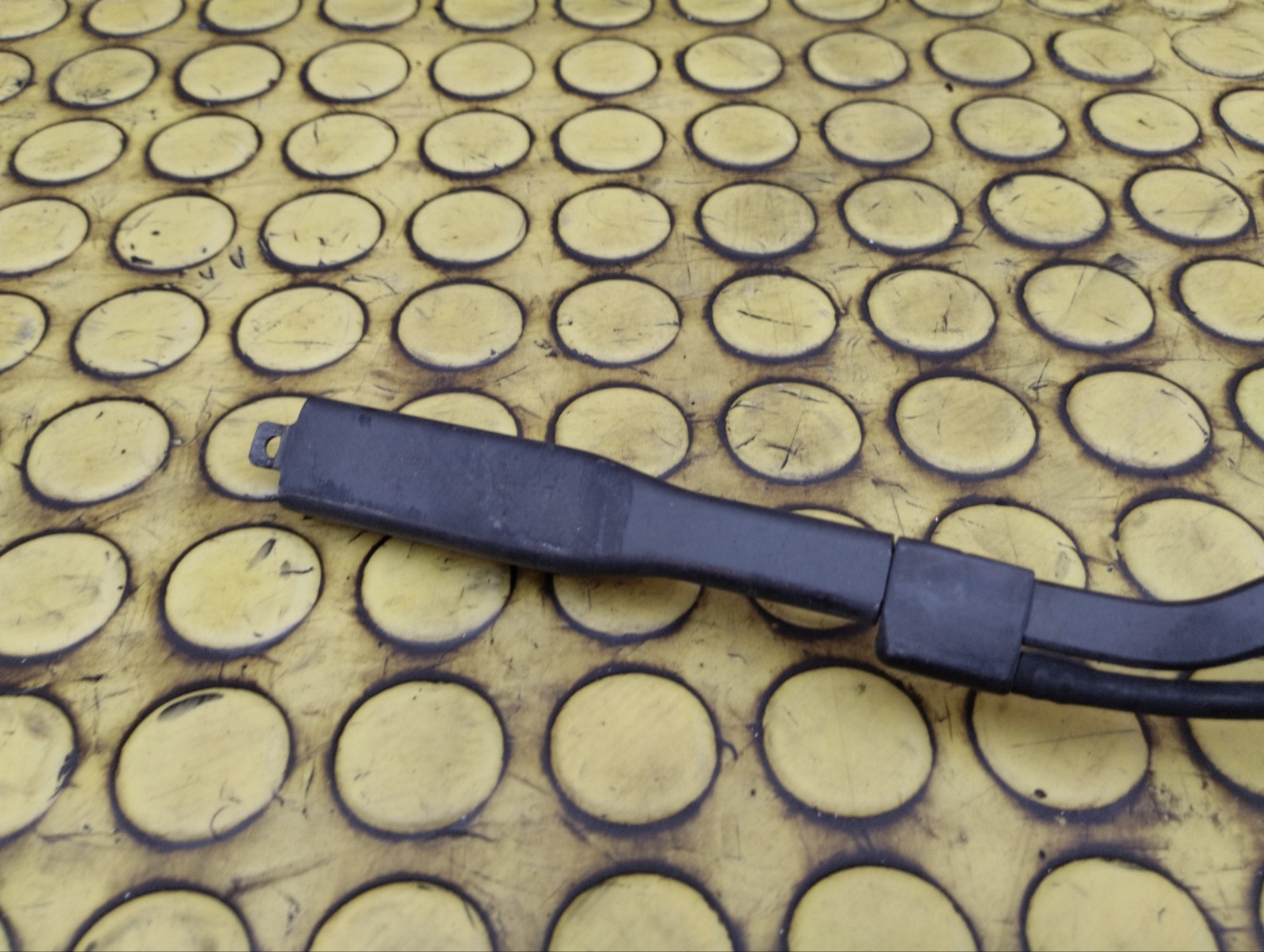 Поводки стеклоочистителя V-Class W639