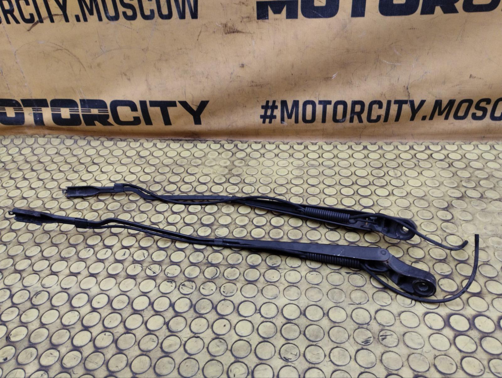 Поводки стеклоочистителя V-Class W639