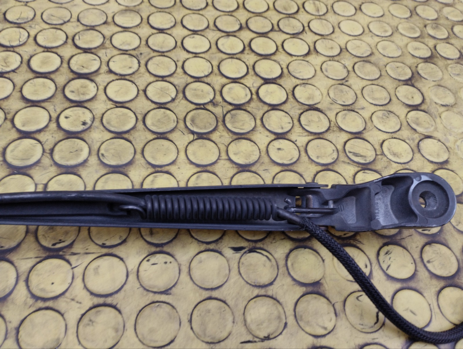 Поводки стеклоочистителя V-Class W639