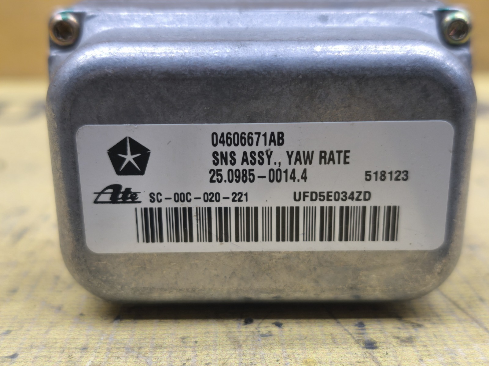 Датчик ускорения CHRYSLER 300C EER Датчик ускорения CHRYSLER 300C EER