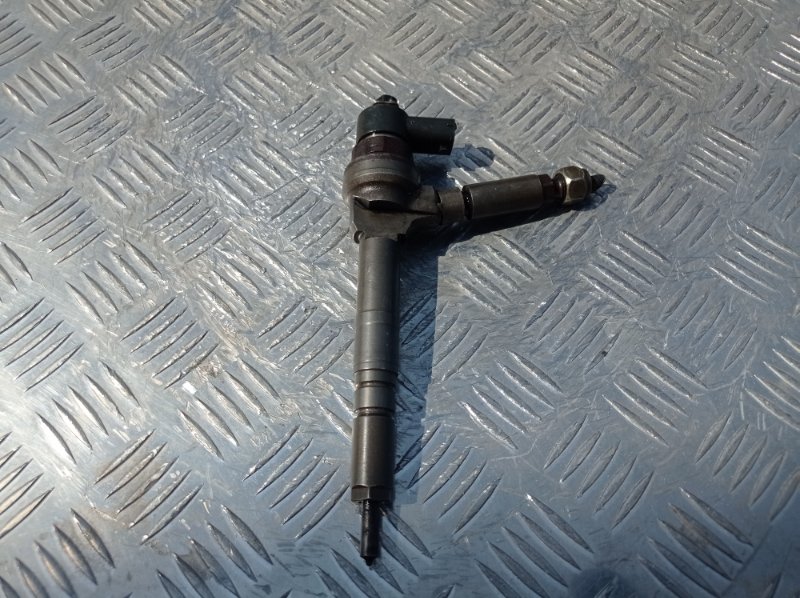 Форсунка топливная OPEL ASTRA 2008 H Z17DTH 0445110175 контрактная
