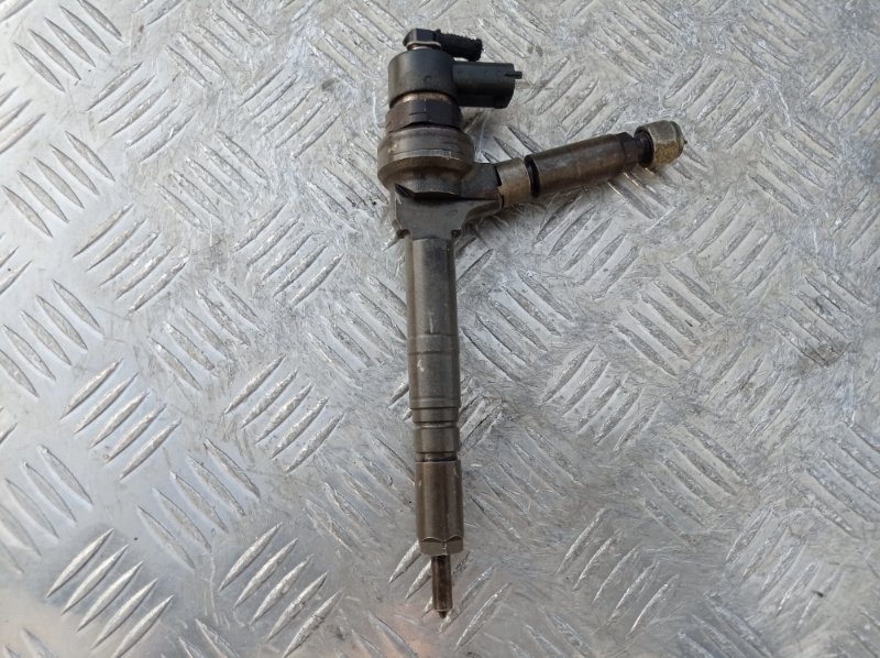 Форсунка топливная ASTRA 2004 G Z17DTL