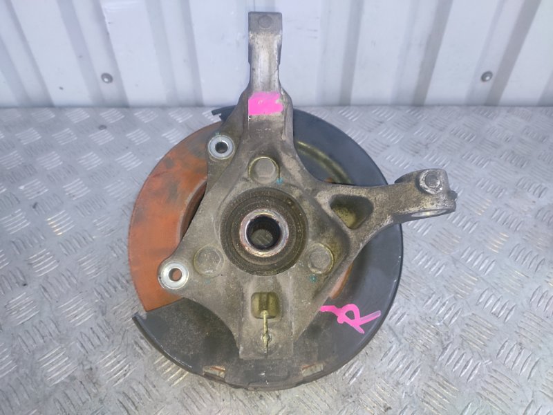 Кулак поворотный передний правый ASTRA J