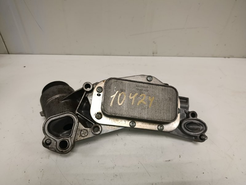 Теплообменник масляного фильтра OPEL ASTRA H Z18XER 55353322 контрактная