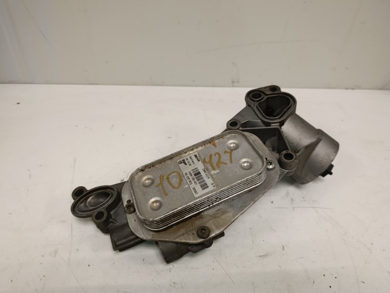 Теплообменник масляного фильтра OPEL ASTRA H Z18XER 55353322 контрактная