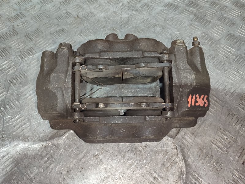Суппорт тормозной передний правый TOYOTA PRADO 150 47730-60350 контрактная