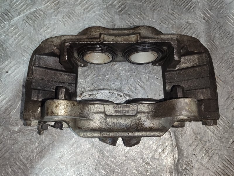 Суппорт тормозной передний левый PRADO 150