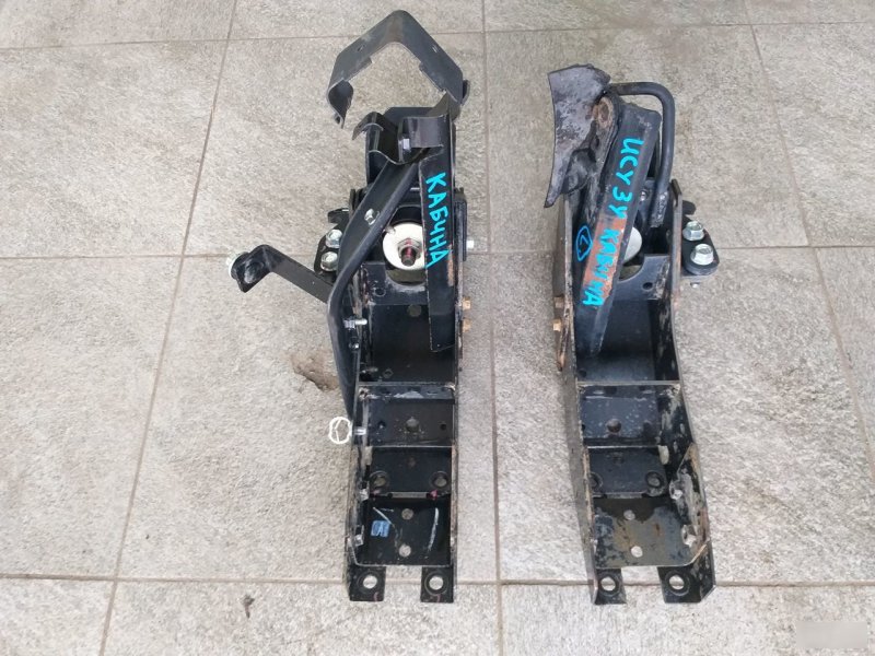 Кронштейн крепления кабины Isuzu NMR85 85245 Б/У
