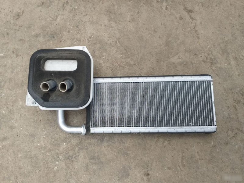 Радиатор печки Isuzu NMR85 8980741220 Б/У