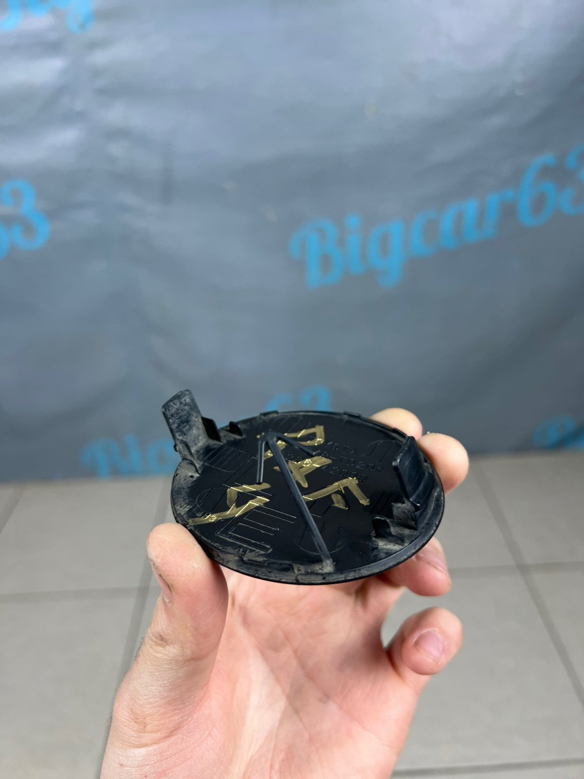 Заглушка буксировочной петли левая Toyota Rav4 3ZRFE