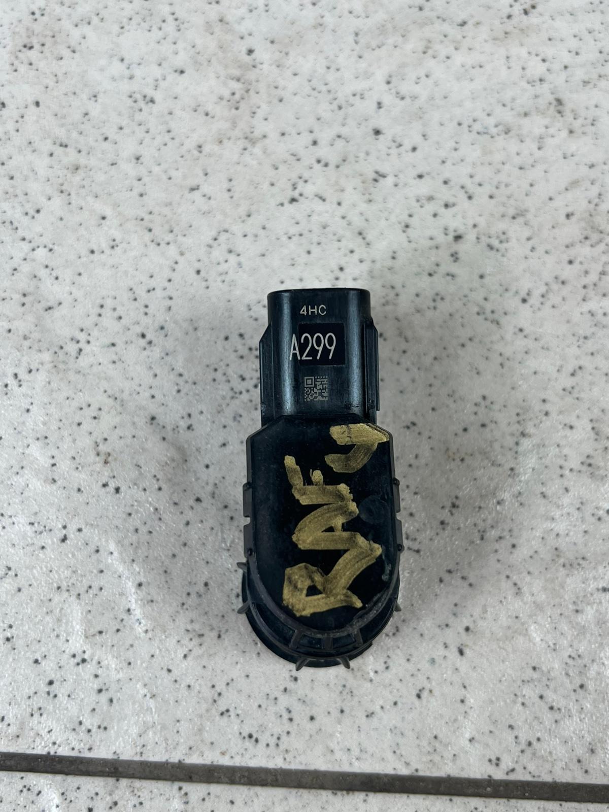 Парктроник Rav4 2014 3ZRFE