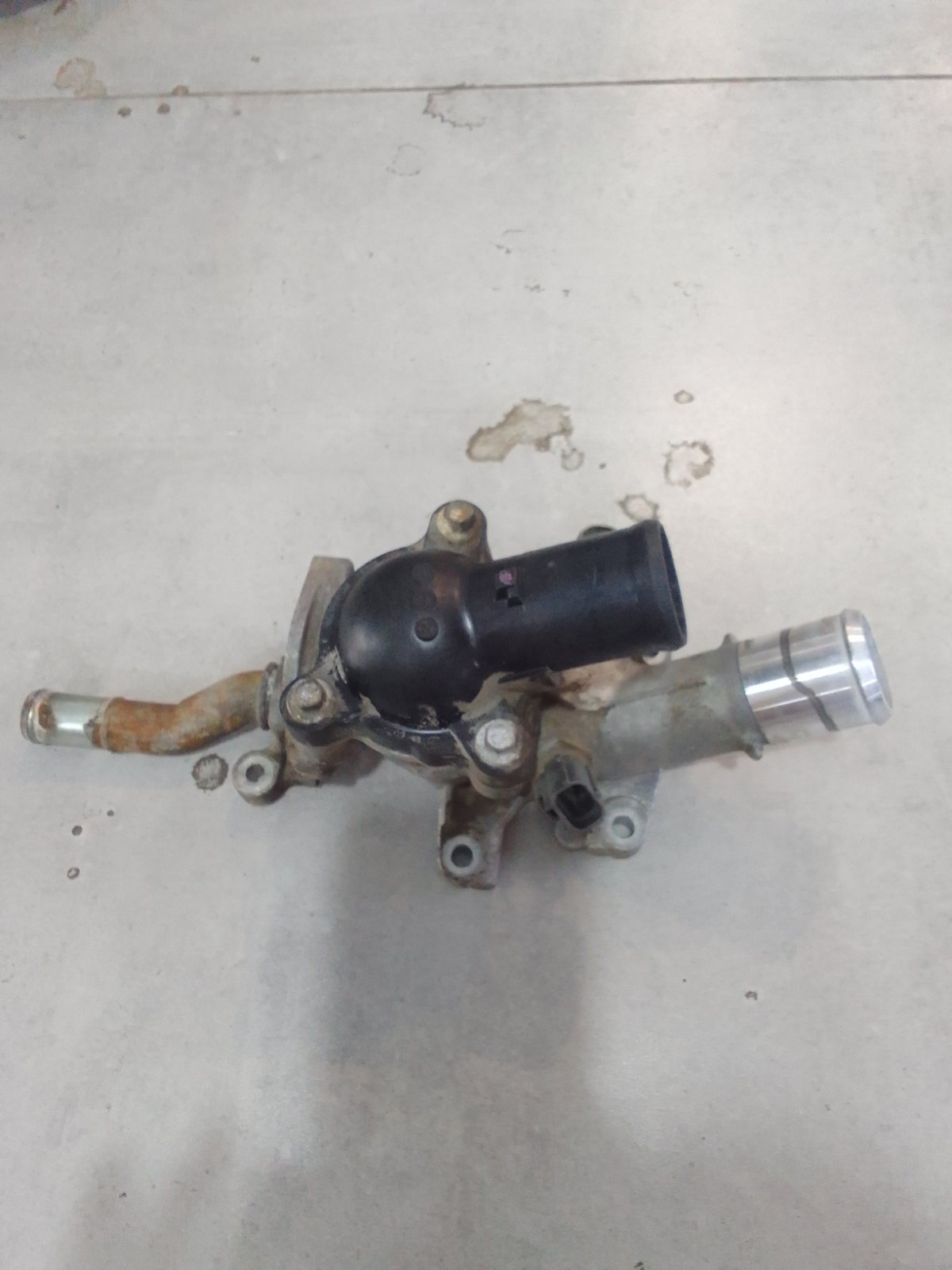 Корпус термостата Mazda CX 5 KE PE-VPS PE01-15172 Б/У