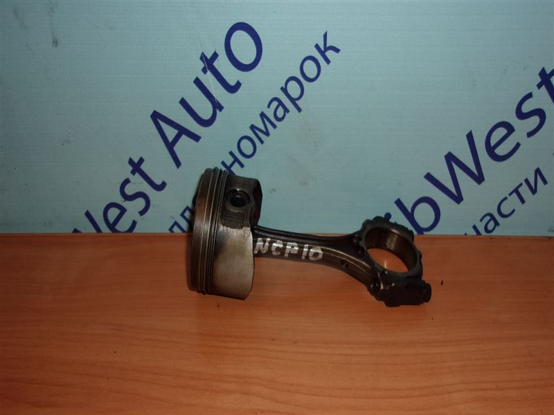 Поршень Toyota Vitz NCP10 2NZFE