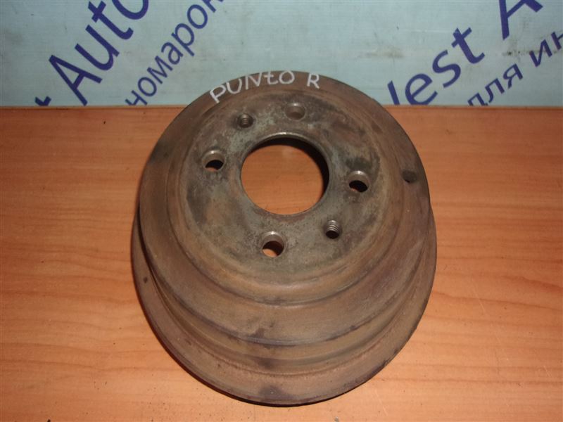 Тормозной барабан Fiat Punto 176 176A9.000 (1.6Л) 1993-1997 задний