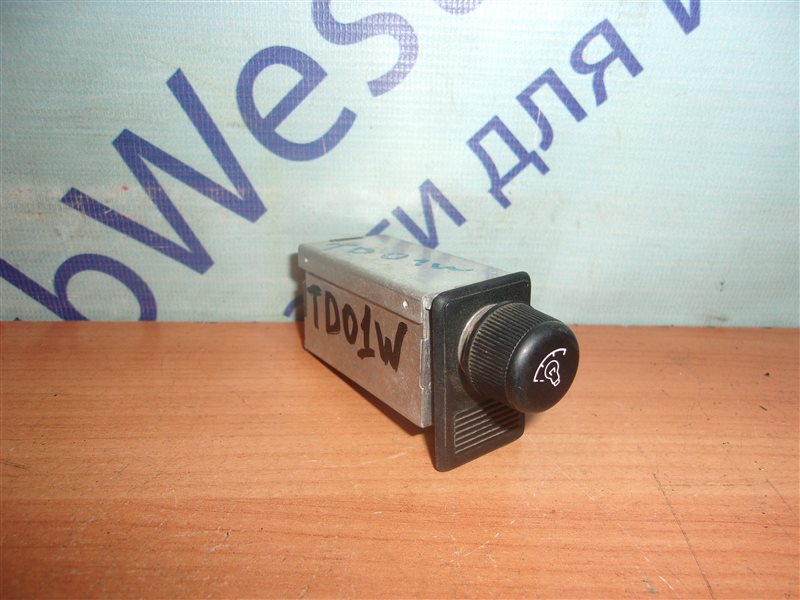 Кнопка Suzuki Escudo TD01W