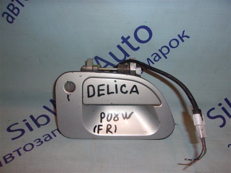 Ручка двери внешняя Mitsubishi Delica PD8W передняя правая