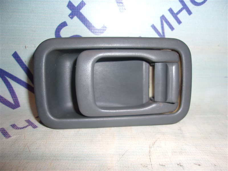 Ручка двери внутренняя Nissan Presea R11 GA15DE 1997 задняя левая