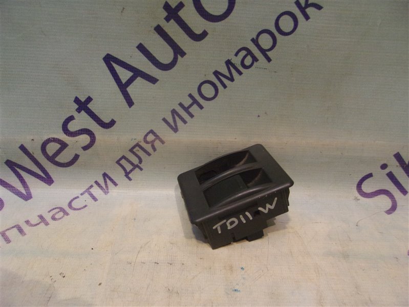 Кнопка стеклоподъемника Suzuki Escudo TD11W H20A 1995