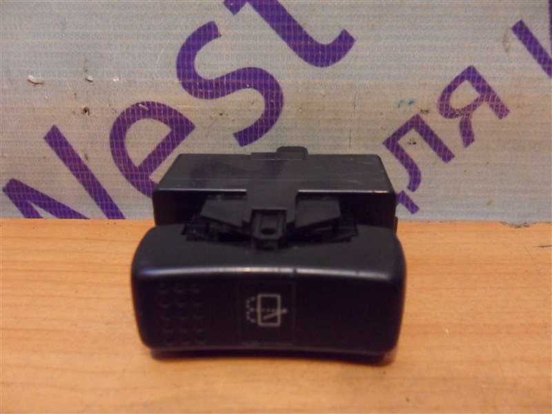 Кнопка Mitsubishi Galant E33A 4G63 1992