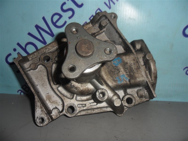 Помпа Mazda Demio DW5W B5