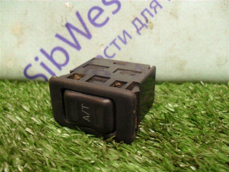 Кнопка Nissan Expert VW11 QG18DE 1999
