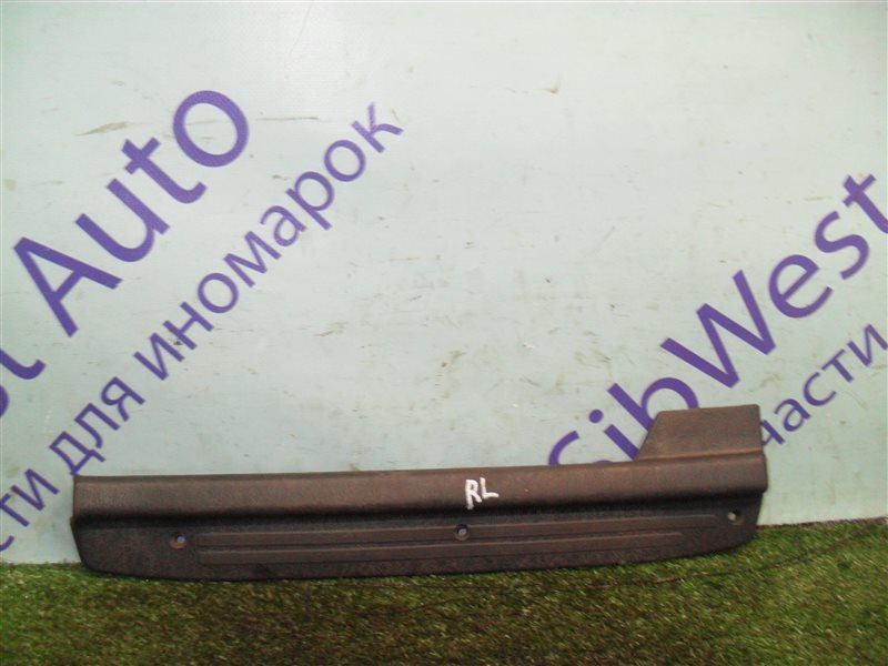 Порожек пластиковый Mitsubishi Diamante F15A 6G73 1992 задний левый