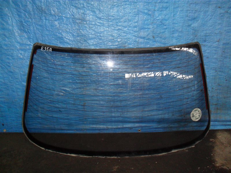 Заднее стекло Mitsubishi Eterna E35A 4G67 1990