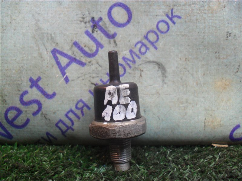 Вакуумный клапан Toyota Corolla AE100 5A-FE 1993