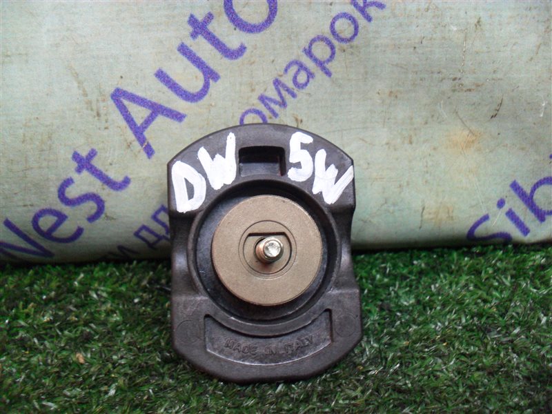 Бегунок Mazda Demio DW5W B5 Бегунок Mazda Demio DW5W B5
