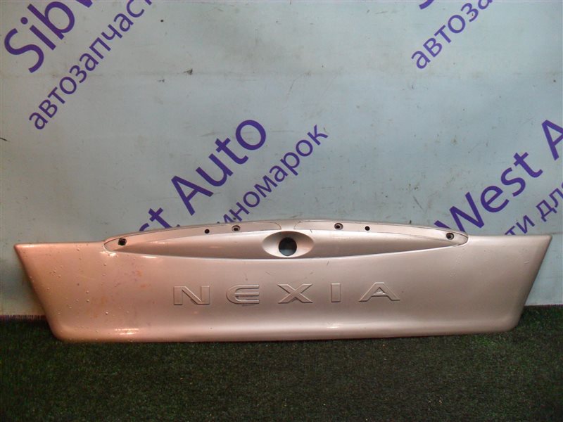 Накладка на багажник Daewoo Nexia 1 N100 A15MF 2004