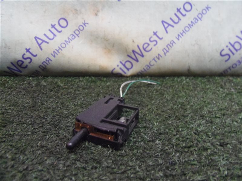 Подсветка бардачка Toyota Caldina ST246 3SGTE 2004