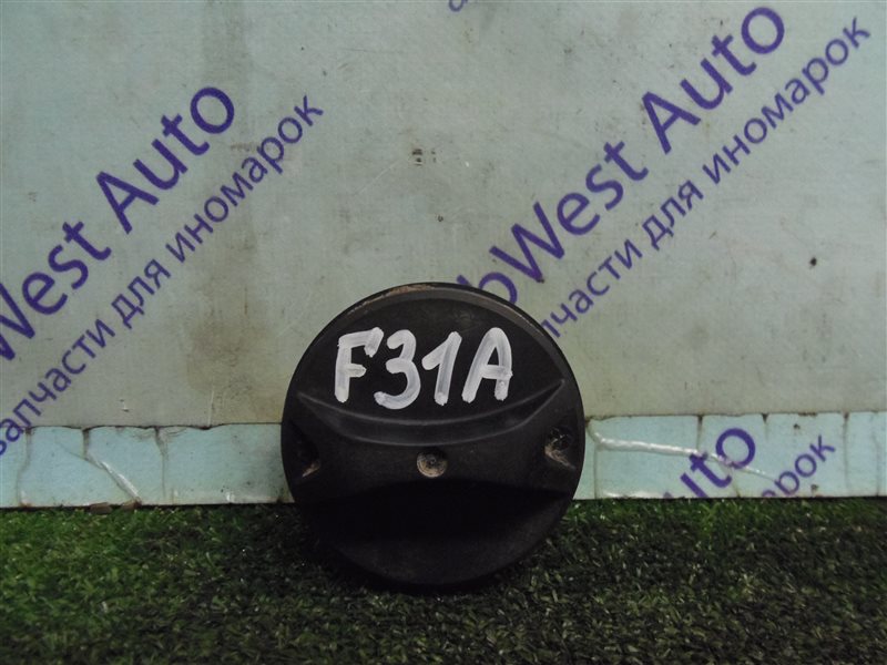 Крышка бензобака Mitsubishi Diamante F31A 6G73GDI 2002