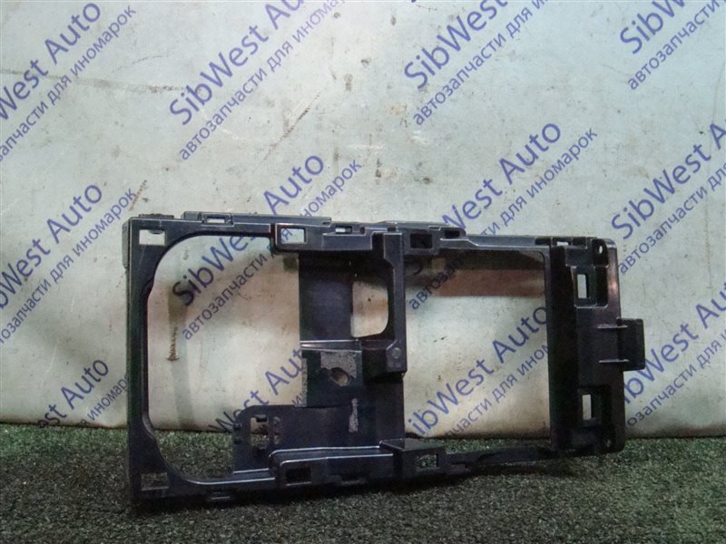 Подлокотник Mitsubishi Outlander CW6W 6B31 2007